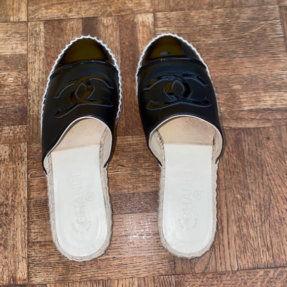 Chanel Espadrilles - Picture 3 of 5